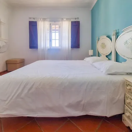 Monte Branco - Private Swimming Pool Villa