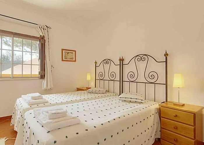 Monte Branco - Private Swimming Pool Villa